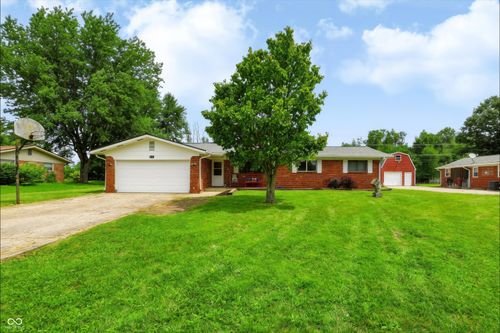 6461 Warren Ln, Brownsburg, IN, 46112-8517 | Card Image