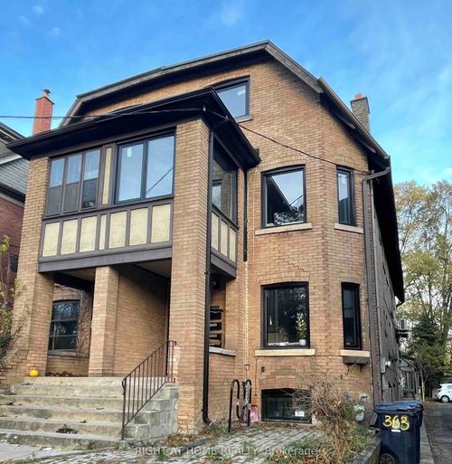 3-363 Parkside Dr, Toronto, ON, M6R2Z5 | Card Image
