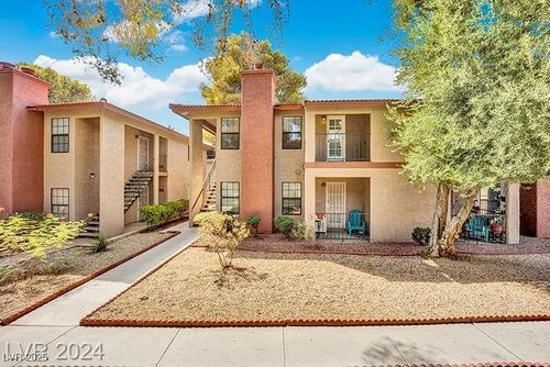 9c-5576 W Rochelle Ave, Las Vegas, NV, 89103-3410 | Card Image