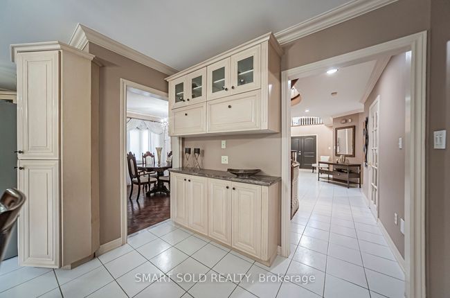 58 Helmsdale Ave, House other with 5 bedrooms, 4 bathrooms and 9 parking in Maple ON | Image 13
