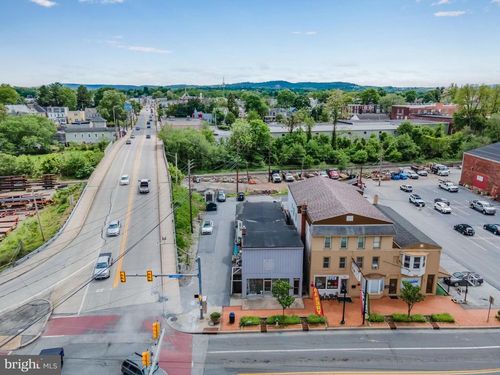 302-300 Market St, LEMOYNE, PA, 17043-1627 | Card Image