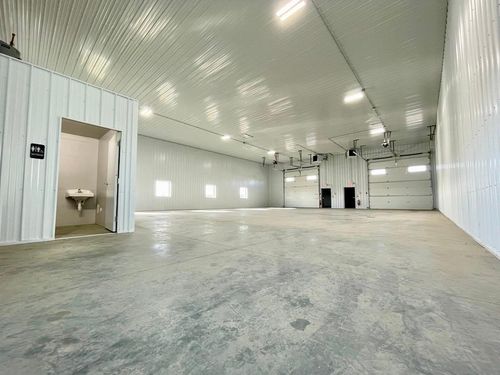 9-422 29th Ct Nw, West Fargo, ND, 58078-6620 | Card Image