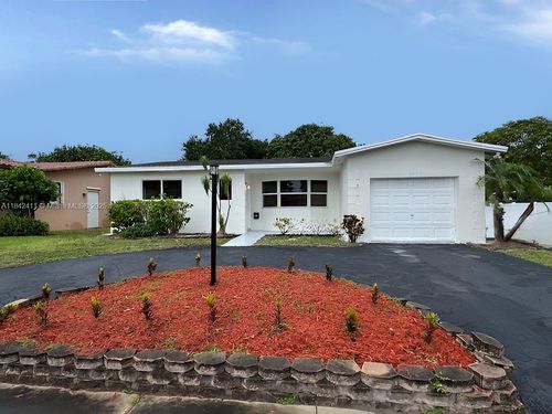 2030 N 54th Ave, Hollywood, FL, 33021-3932 | Card Image