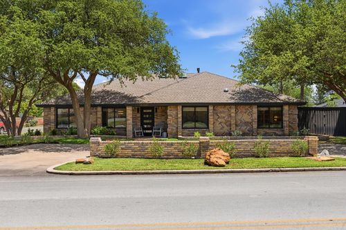 6104 Oriole Dr, Midland, TX, 79707-1558 | Card Image