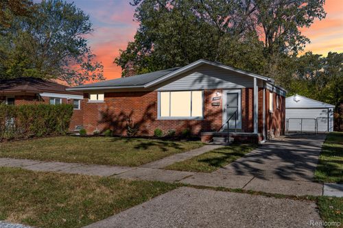 30042 Hazelwood St, Inkster, MI, 48141-1546 | Card Image