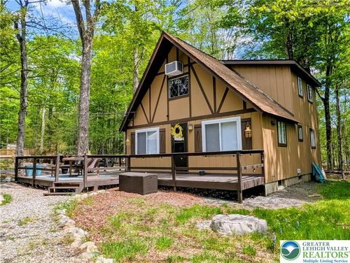 136 Tomhickon Trl, POCONO LAKE, PA, 18347-8202 | Card Image