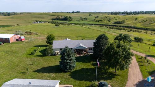46493 258th St, Hartford, SD, 57033-6314 | Card Image
