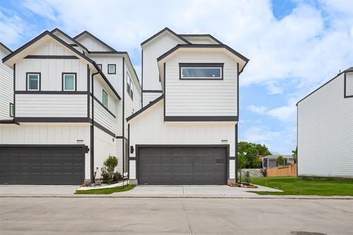 8929 Grovner Pl, Houston, TX, 77055-2088 | Card Image