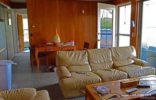 921 Mary Unit 4 Street, Ann Arbor, MI, 48104 | Card Image