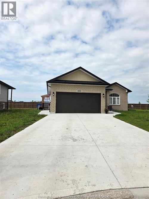 lower-unit-1123 Aspen Ridge Crescent, Lakeshore, ON, N0R1A0 | Card Image