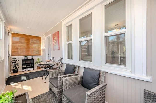 22 Simcoe St, House other with 3 bedrooms, 2 bathrooms and 2 parking in Guelph ON | Image 6