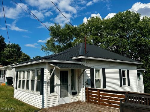 3602 11th Ave, Vienna, WV, 26105-2722 | Card Image