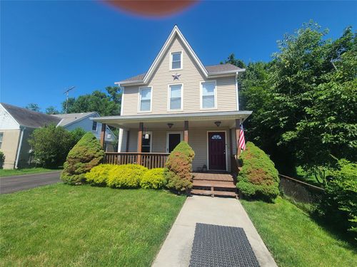 15 Central Ave, Wallkill, NY, 12589 | Card Image