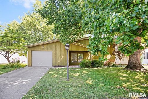 2357 Grinnell Dr, Springfield, IL, 62704-5465 | Card Image