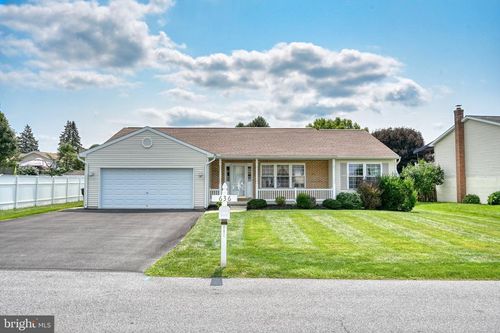 636 Meadow Dr, LEBANON, PA, 17042-9142 | Card Image