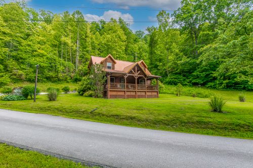 170 Birch Hollow Rd, Stanton, KY, 40380-8103 | Card Image
