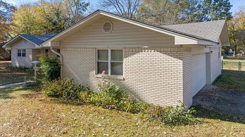 501 Se Avenue J, Idabel, OK, 74745-6415 | Card Image