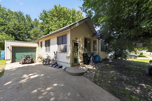 750 1st St Se, Hartley, IA, 51346-1512 | Card Image