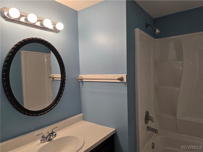 Guest Bathroom | Image 34