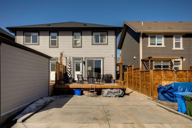 1009 Mahogany Boulevard Se, Home with 3 bedrooms, 3 bathrooms and 2 parking in Calgary AB | Image 45