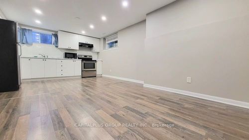 lower-712 Hewson Dr, Pickering, ON, L1W1T5 | Card Image