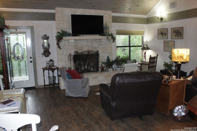 24499 HIGHWAY 8 Highway 83, House other with 3 bedrooms, 3 bathrooms and null parking in ConCan TX | Image 4