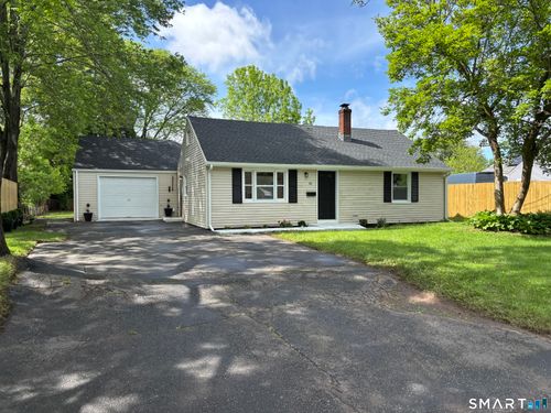 66 Middle Dr, East Hartford, CT, 06118-2734 | Card Image