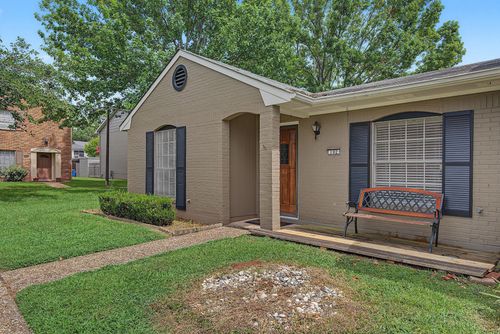 102 Malibu Dr, Shreveport, LA, 71115-3415 | Card Image
