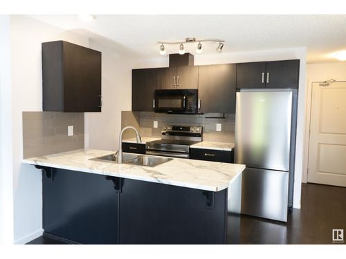 232-5515 7 Ave Sw, Edmonton, AB, T6X2A8 | Card Image