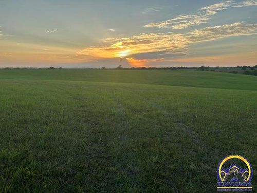 nearest-property-13914-u-0000 Us 75 Hwy, Hoyt, KS, 66440 | Card Image
