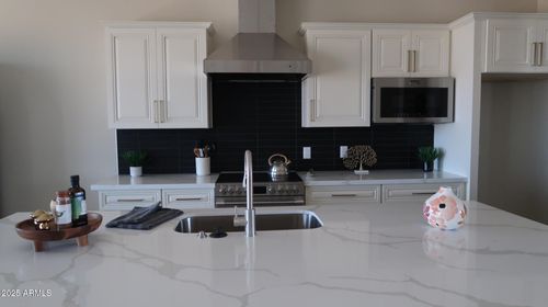 23131 W Skinner Rd, Wittmann, AZ, 85361-8886 | Card Image