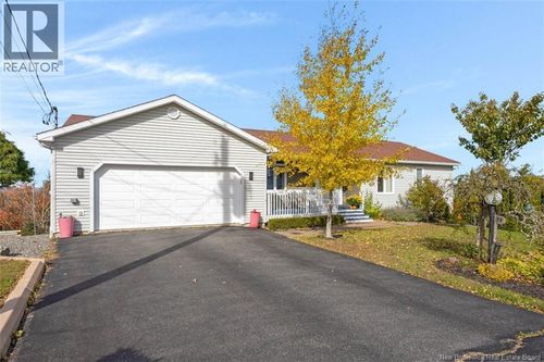 38 Edgemount Dr, Grand Bay Westfield, NB, E5K1Y2 | Card Image