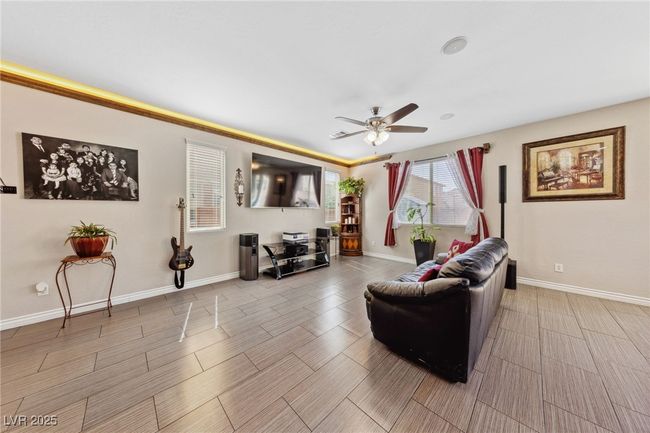 6409 Dundock Ave, House other with 4 bedrooms, 3 bathrooms and null parking in Las Vegas NV | Image 5