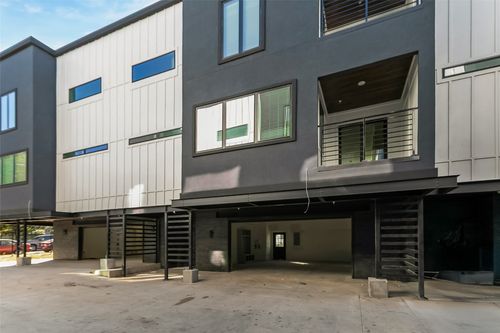 a2-1101 Poindexter St, Fort Worth, TX, 76102-1103 | Card Image