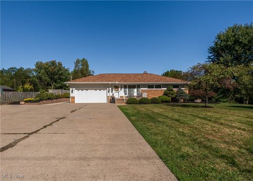 1435 Oakes Rd, Broadview Heights, OH, 44147-3139 | Card Image