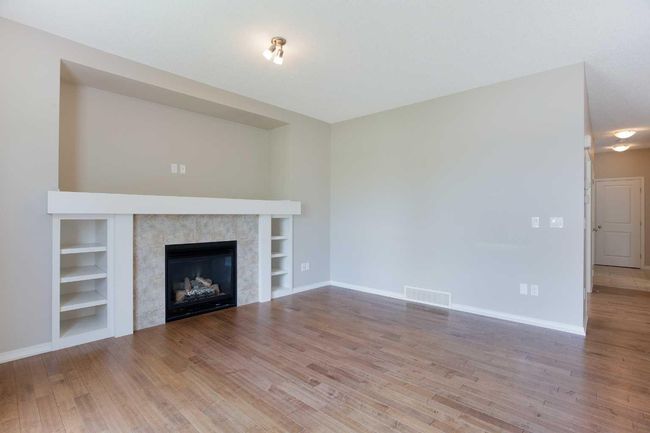 32 Drake Landing Hill, House other with 3 bedrooms, 3 bathrooms and 4 parking in Okotoks AB | Image 11