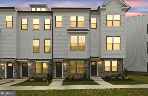 332 Ensemble Way, FREDERICK, MD, 21701-9486 | Card Image