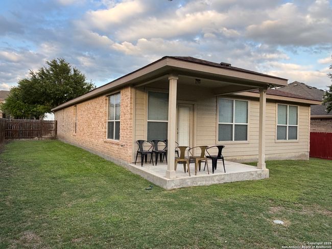 320 Apache Ledge, House other with 3 bedrooms, 2 bathrooms and null parking in Cibolo TX | Image 17