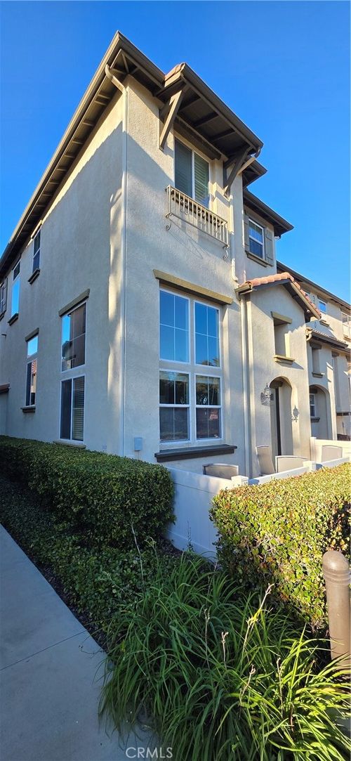 unit-101-33810 Willow Haven Ln, Murrieta, CA, 92563-3442 | Card Image