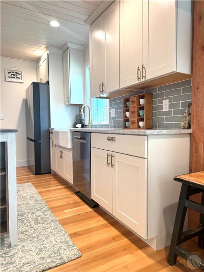 Kitchen | Image 13