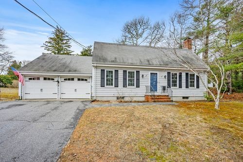 33 Head Of The Bay Rd, Bourne, MA, 02532-3006 | Card Image
