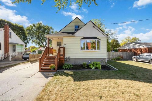 847 Wellington St, Sarnia, ON, N7T1J4 | Card Image
