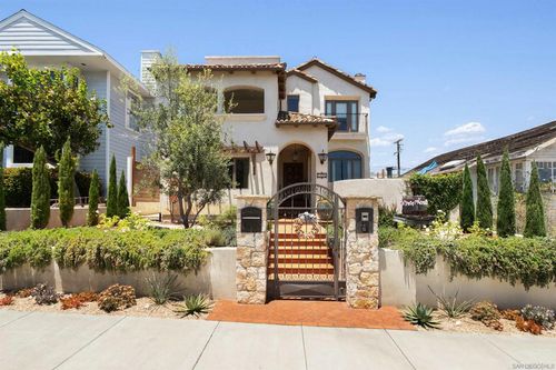 1834 Clove St, San Diego, CA, 92106-1709 | Card Image