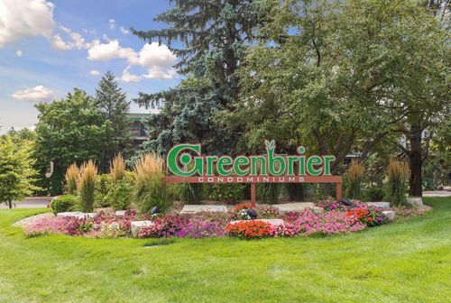 212-10531 Cedar Lake Rd, Minnetonka, MN, 55305-3316 | Card Image
