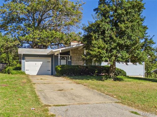 8 Camellia Dr, Cape Girardeau, MO, 63703-5720 | Card Image