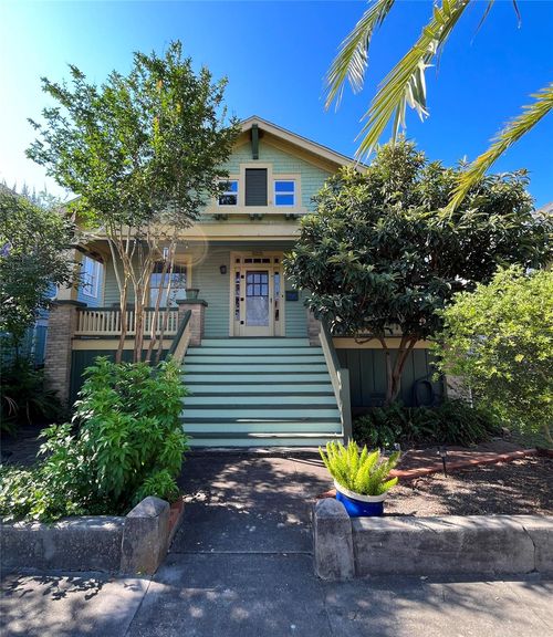 1005 Postoffice St, Galveston, TX, 77550 | Card Image