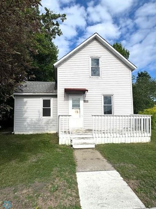 310 1st St Sw, Mahnomen, MN, 56557-4716 | Card Image