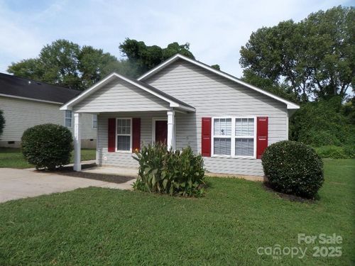 3208 Lasalle St, Charlotte, NC, 28216-4902 | Card Image
