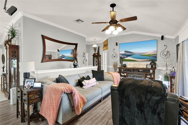 Living Room | Image 7