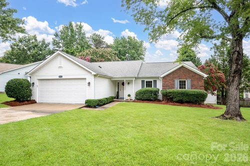 3412 Pondridge Ct, Charlotte, NC, 28269-2110 | Card Image